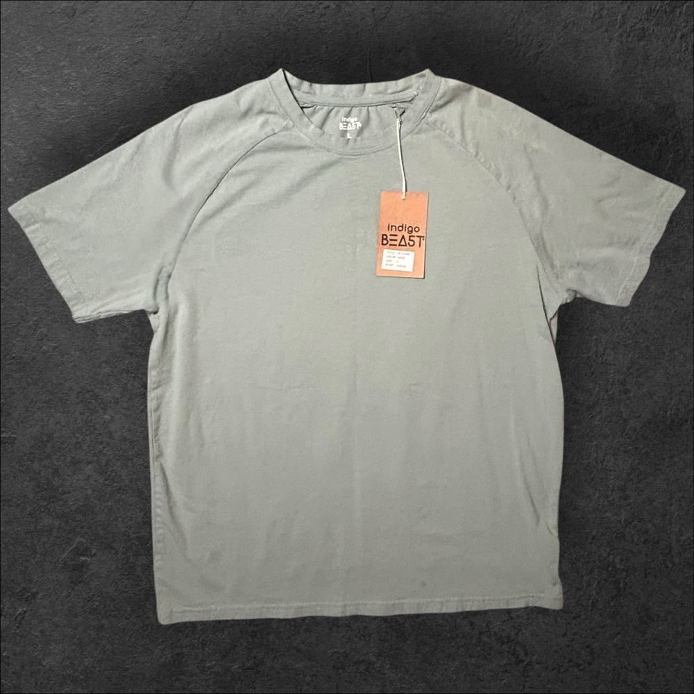 Indigo Beast Blue|Gray Short Sleeve Raglan T-Shirt Size Large
